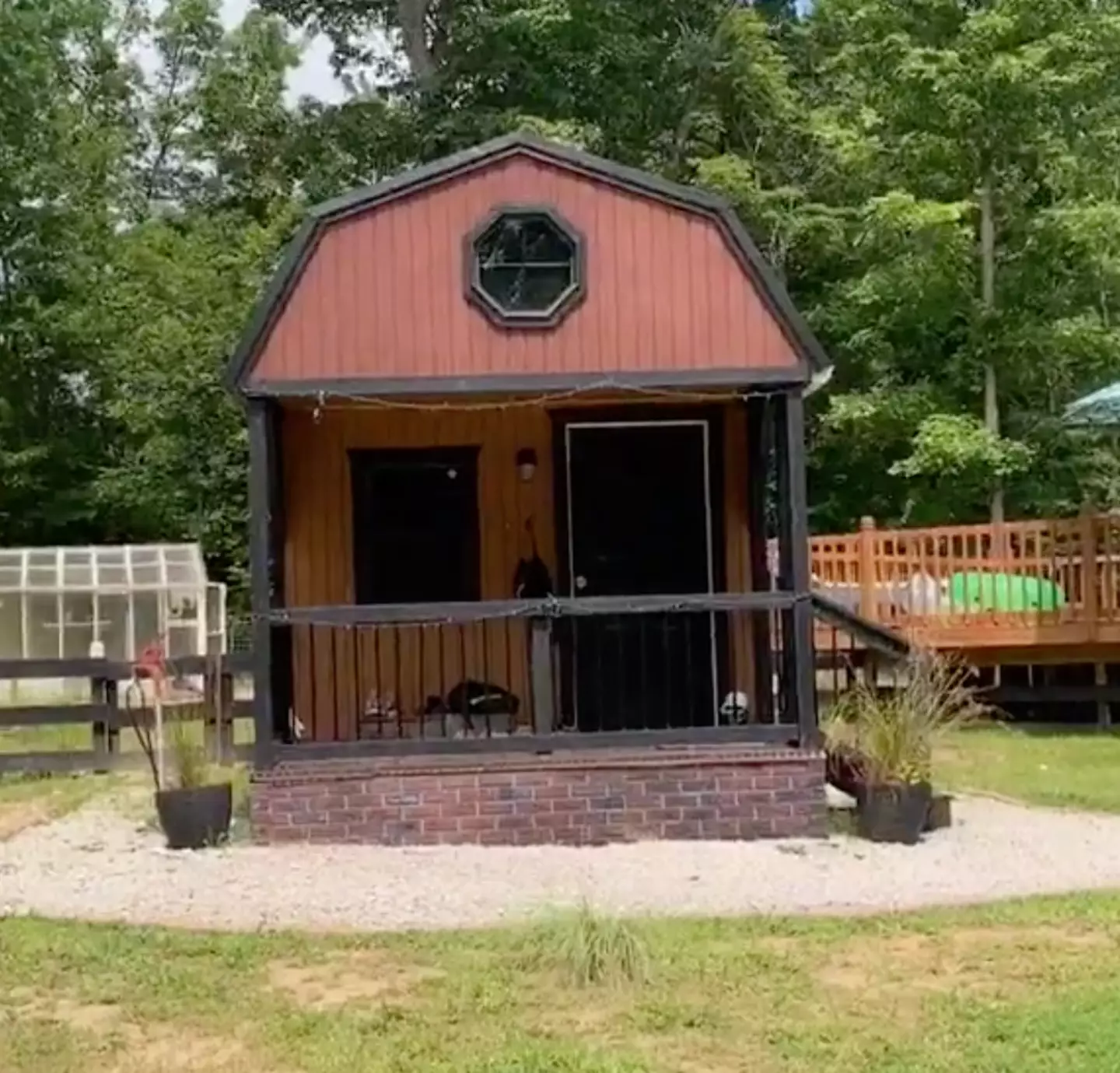 Brodey's house (TikTok/@tinyvillagegirl)