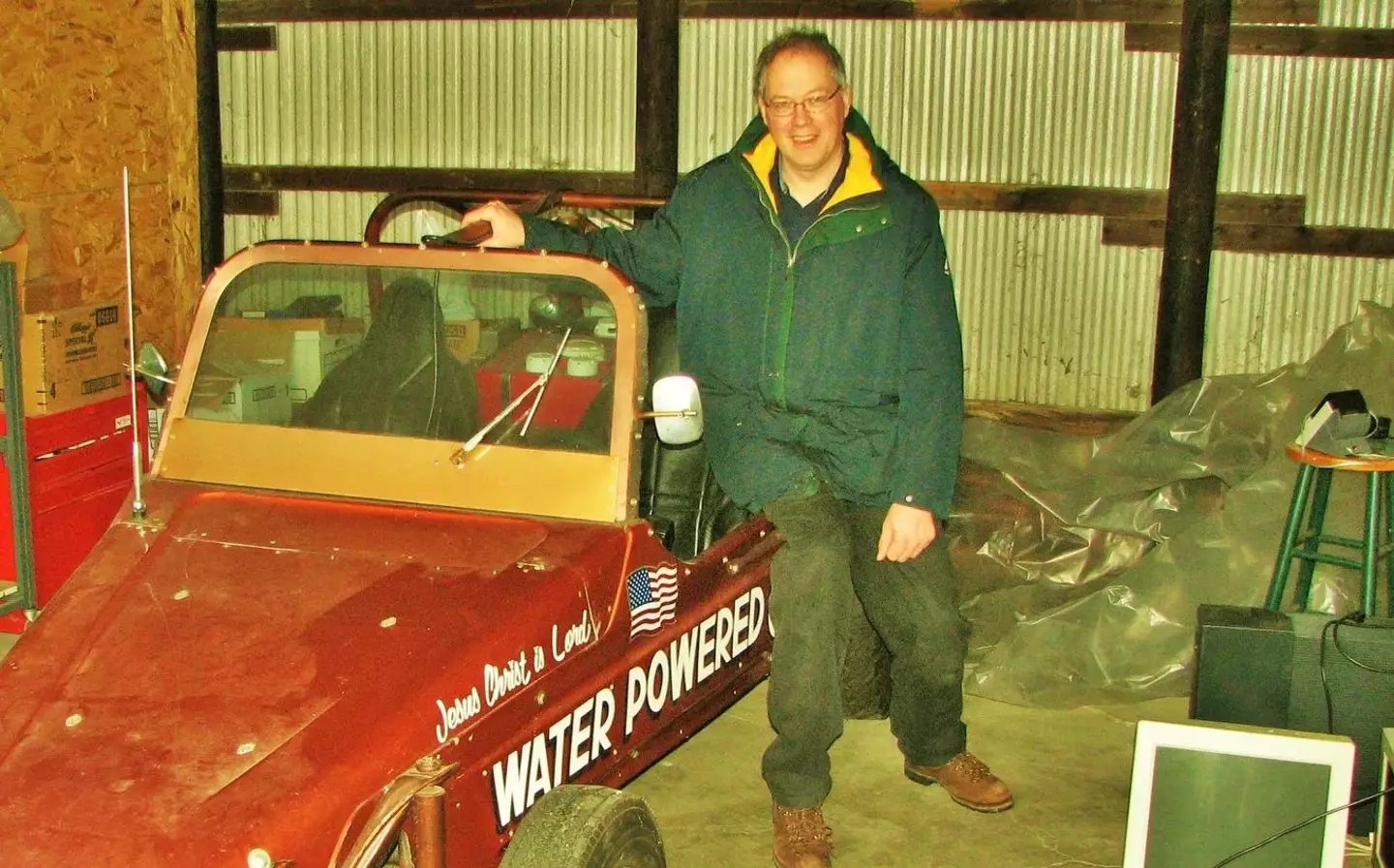 Meyer with the 'water-powered' car.
