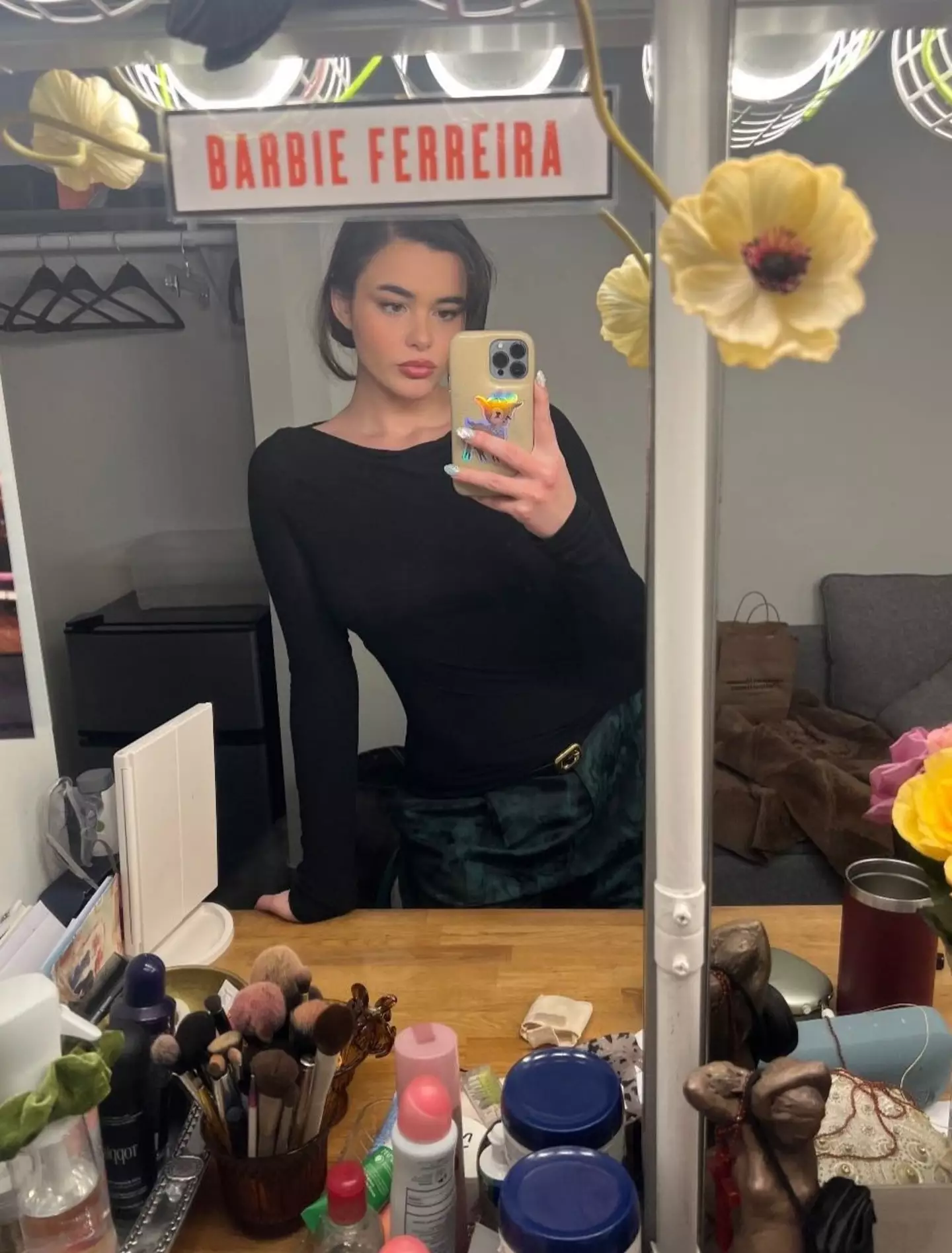 Barbie appeared to be in a dressing room (Instagram/@barbieferreria)