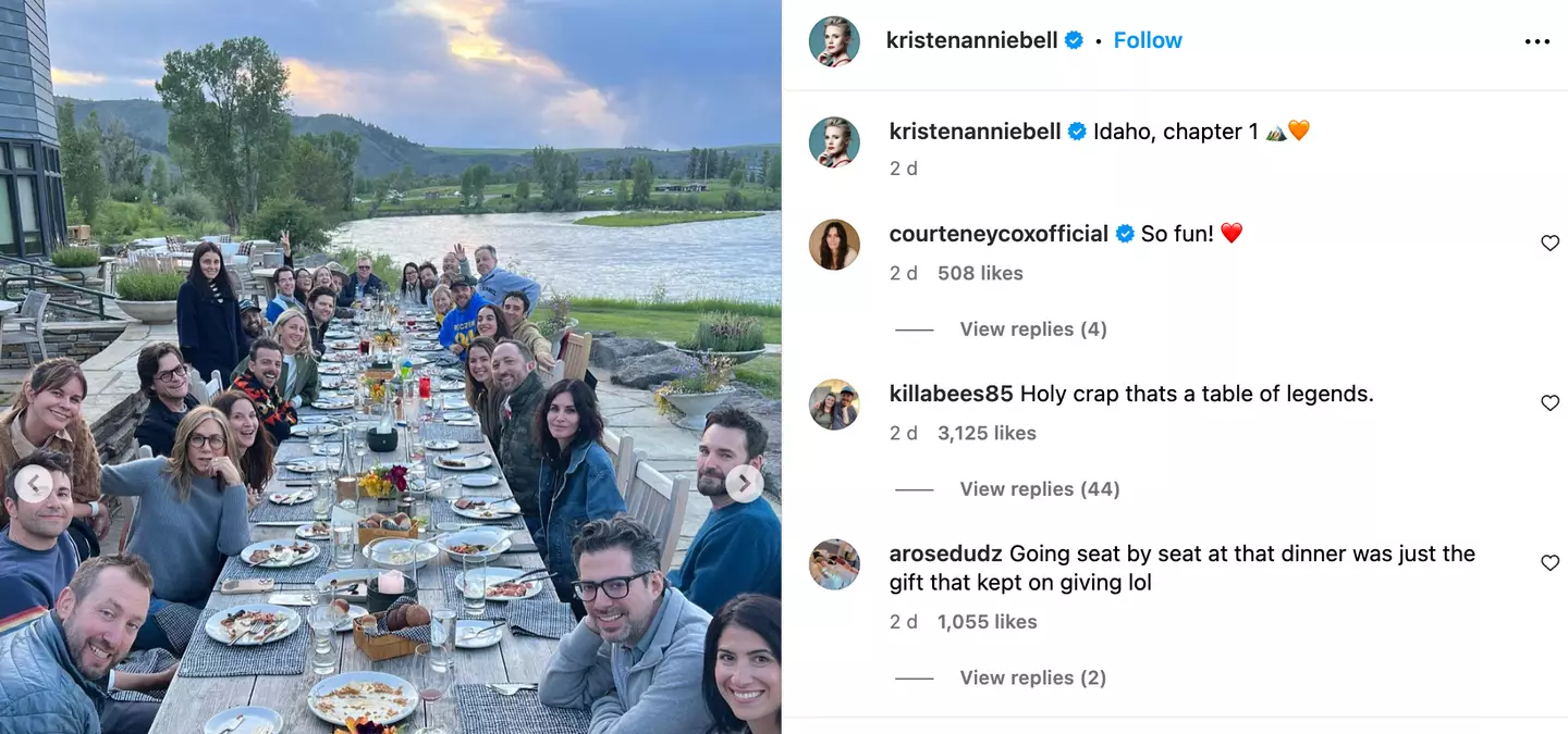 How's this for a star-studded photo?