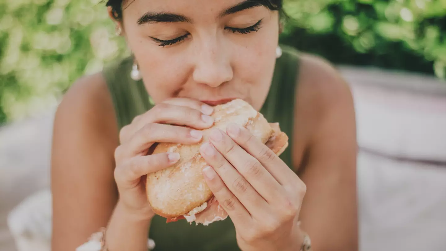 Experts explain what happens to your body when you eat one meal a day after shocking simulation shows physical change