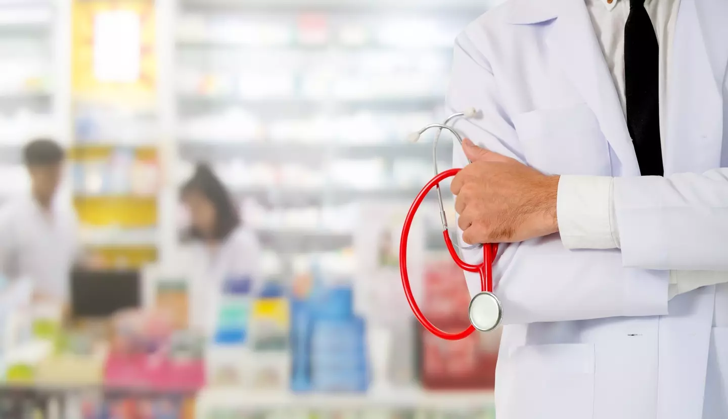 Not all healthcare workers are prone to cheating, apparently (Getty Images)