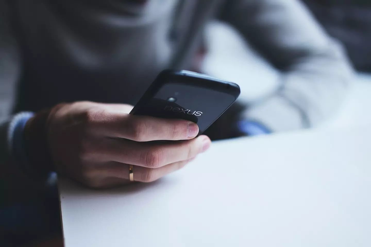 A man has opened up about his role being a 'professional sexter'. (Pixabay)