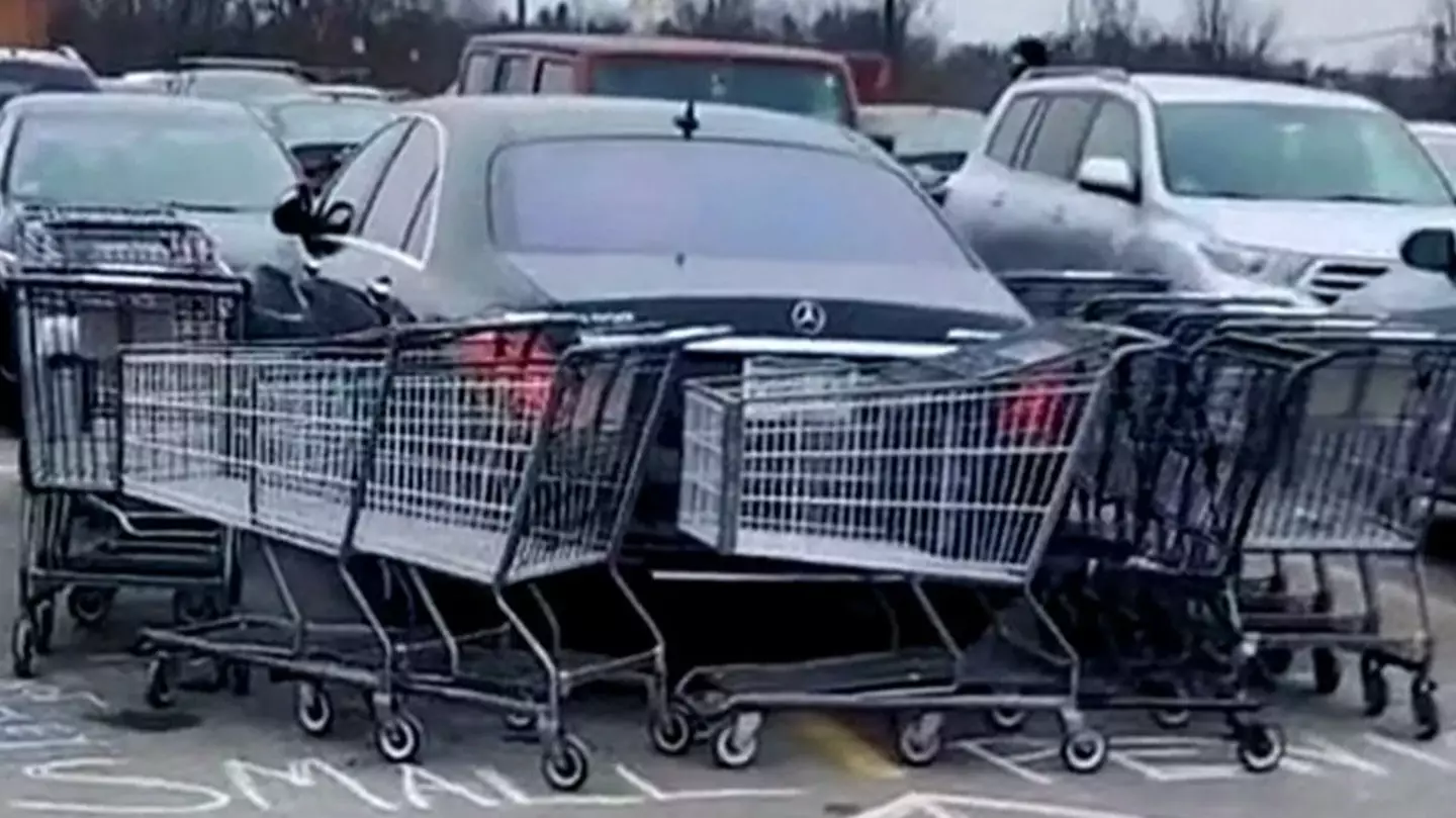 Frustrated Shoppers Take Revenge On Double Parked Mercedes In Supermarket Car Park