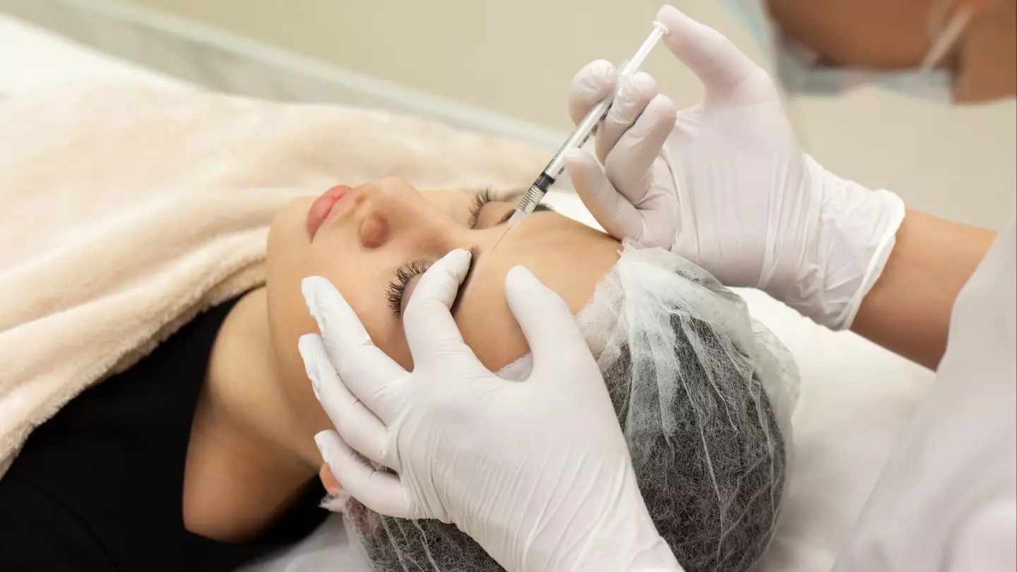 Experts issue warning over dangerous ‘DIY Botox’ trend that could lead to terrifying results
