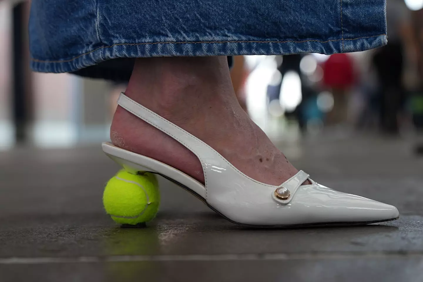 A simple tennis ball can help ease muscle tension during long flights (Erick W. Rasco/Sports Illustrated/Getty Images)