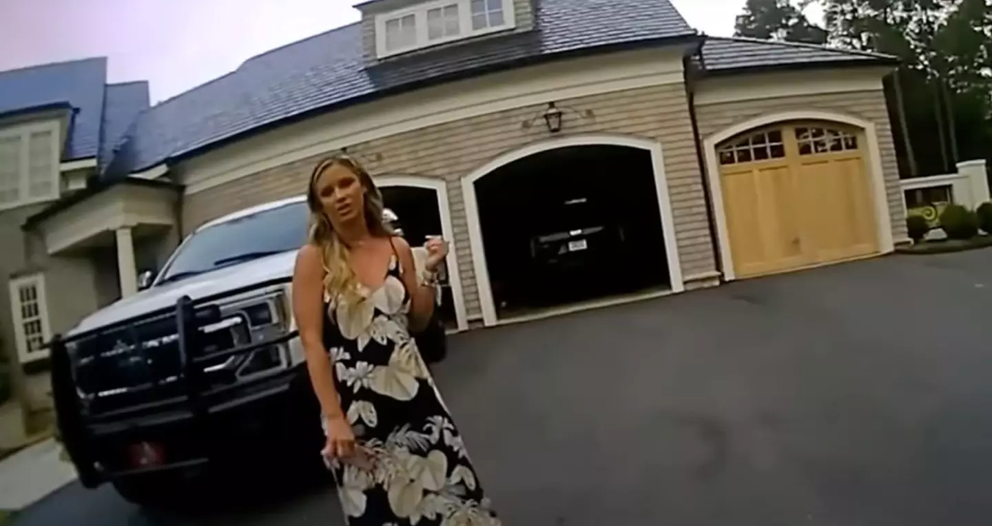 Newly obtained body cam footage shows police respond to a confrontation between Lindsay and Robert Shiver.