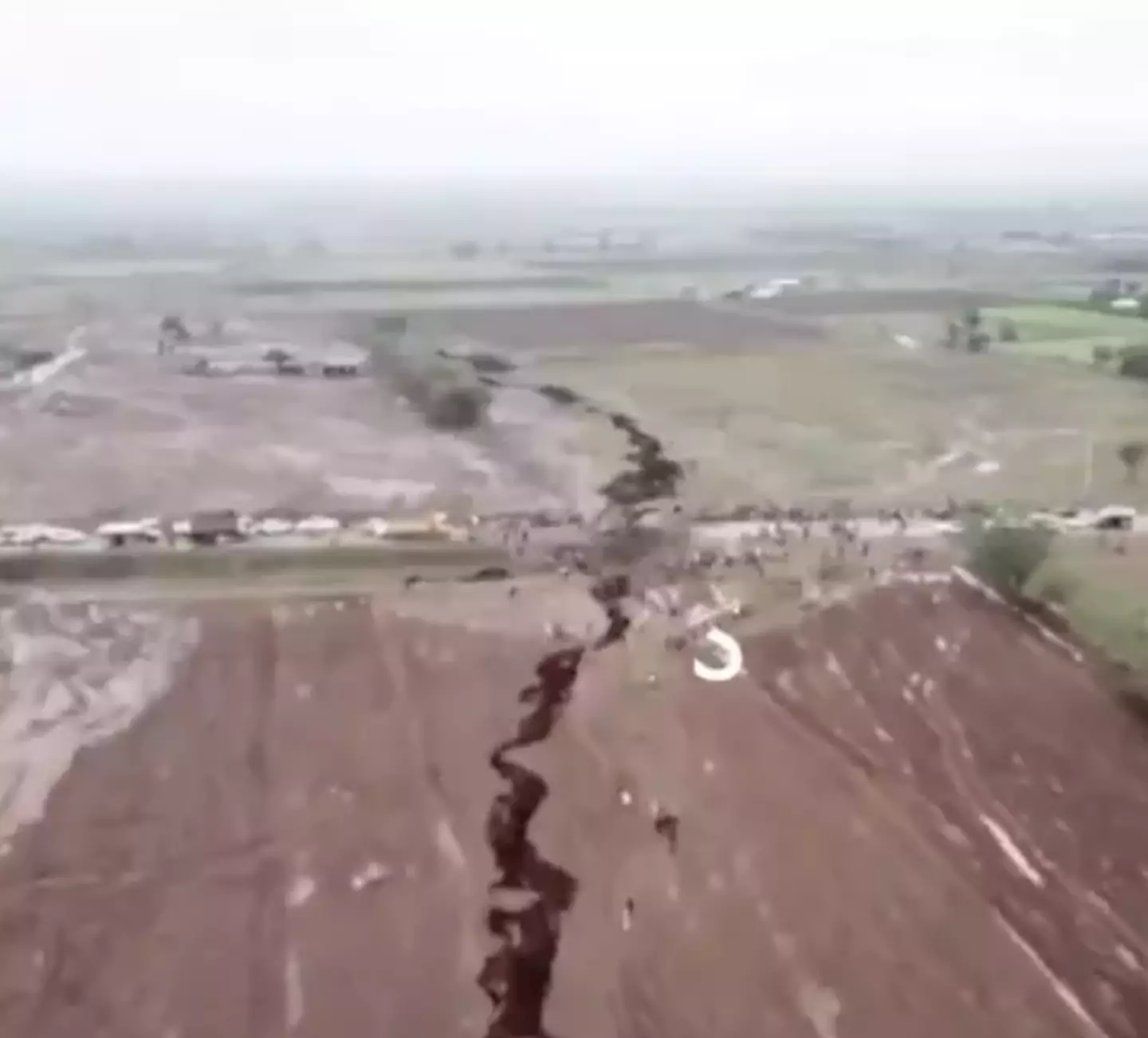 The crack is certainly evident.