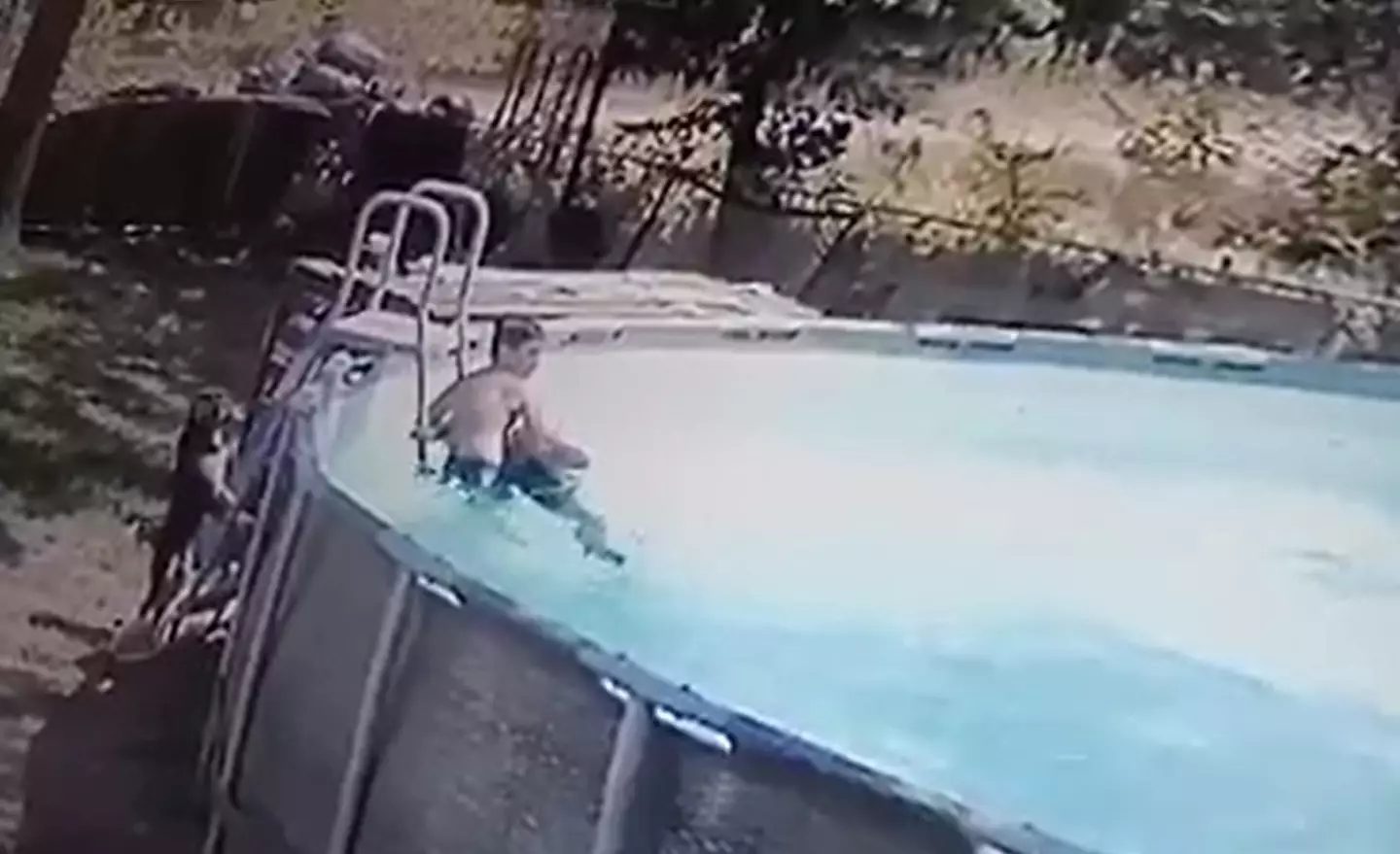 10-year-old Gavin Keeney saved his mother from drowning after she had a seizure.