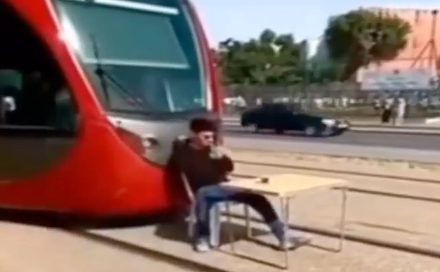 The tram was forced to come to a standstill (TikTok)