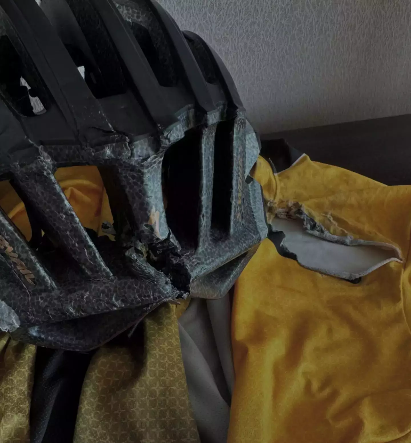 His helmet after the accident. (Instagram/@gordongram)