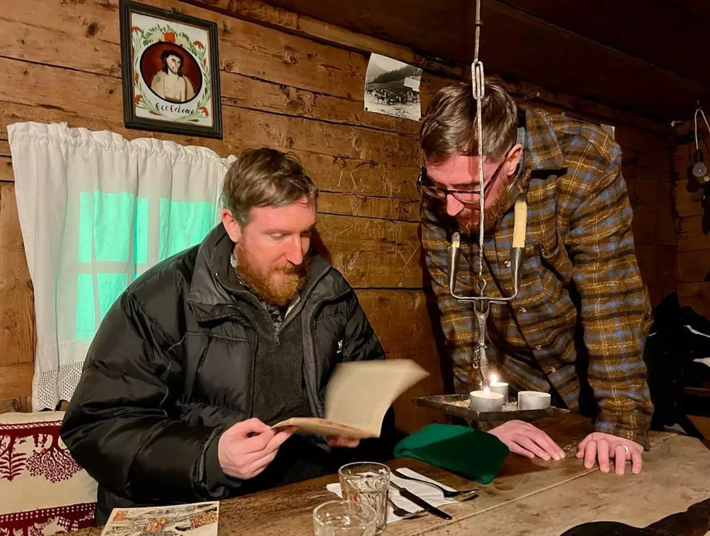 Matthew and Michael Youlden studying in a bid to learn a 27th language together (Instagram/superpolyglotbros)