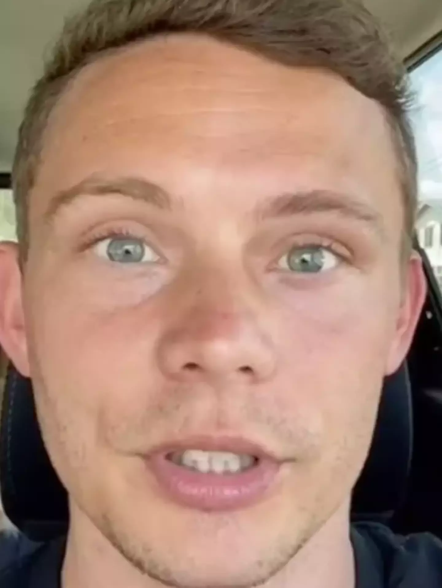 A TikToker claims you can only swallow 2-3 times before your body forces you to stop (TikTok/ @jessebeharrell)