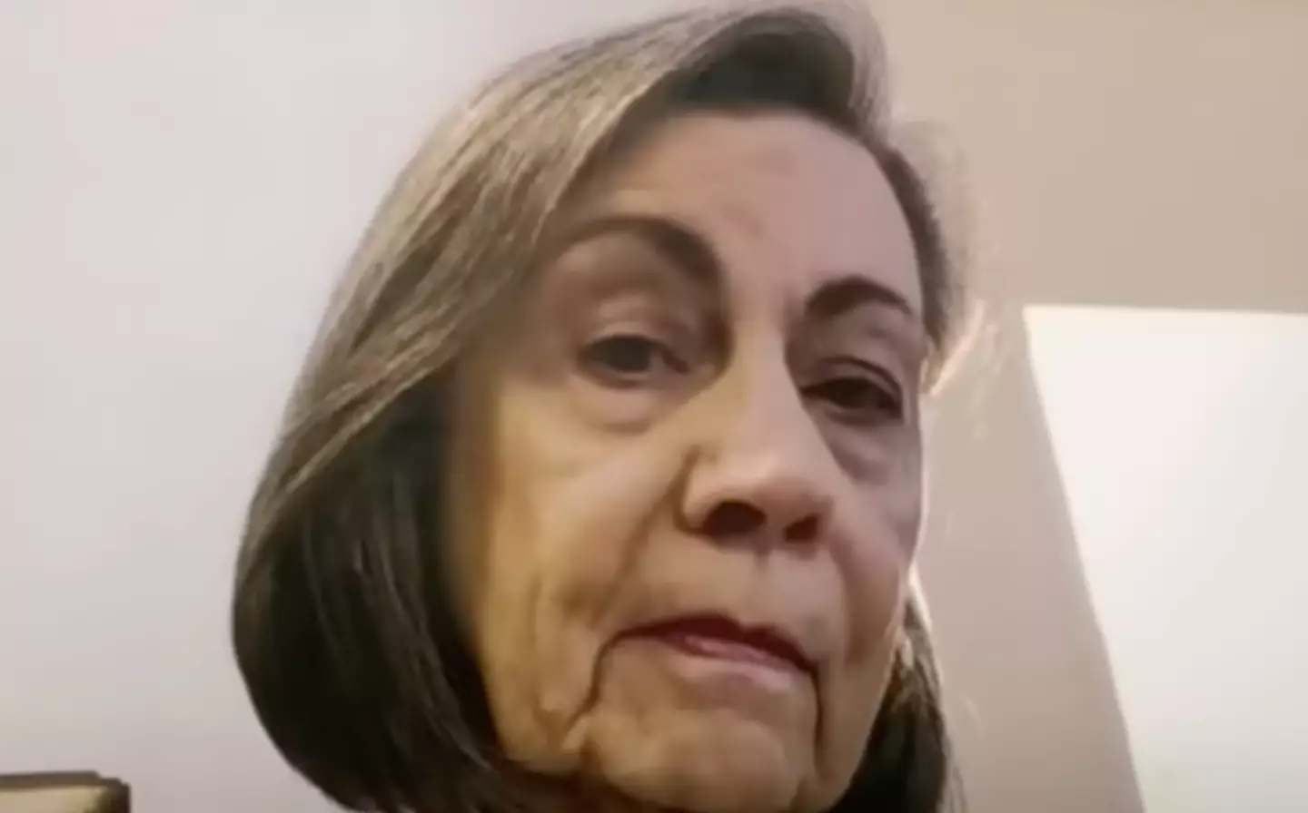 Linda Bemis thought she was talking to a military serviceman.