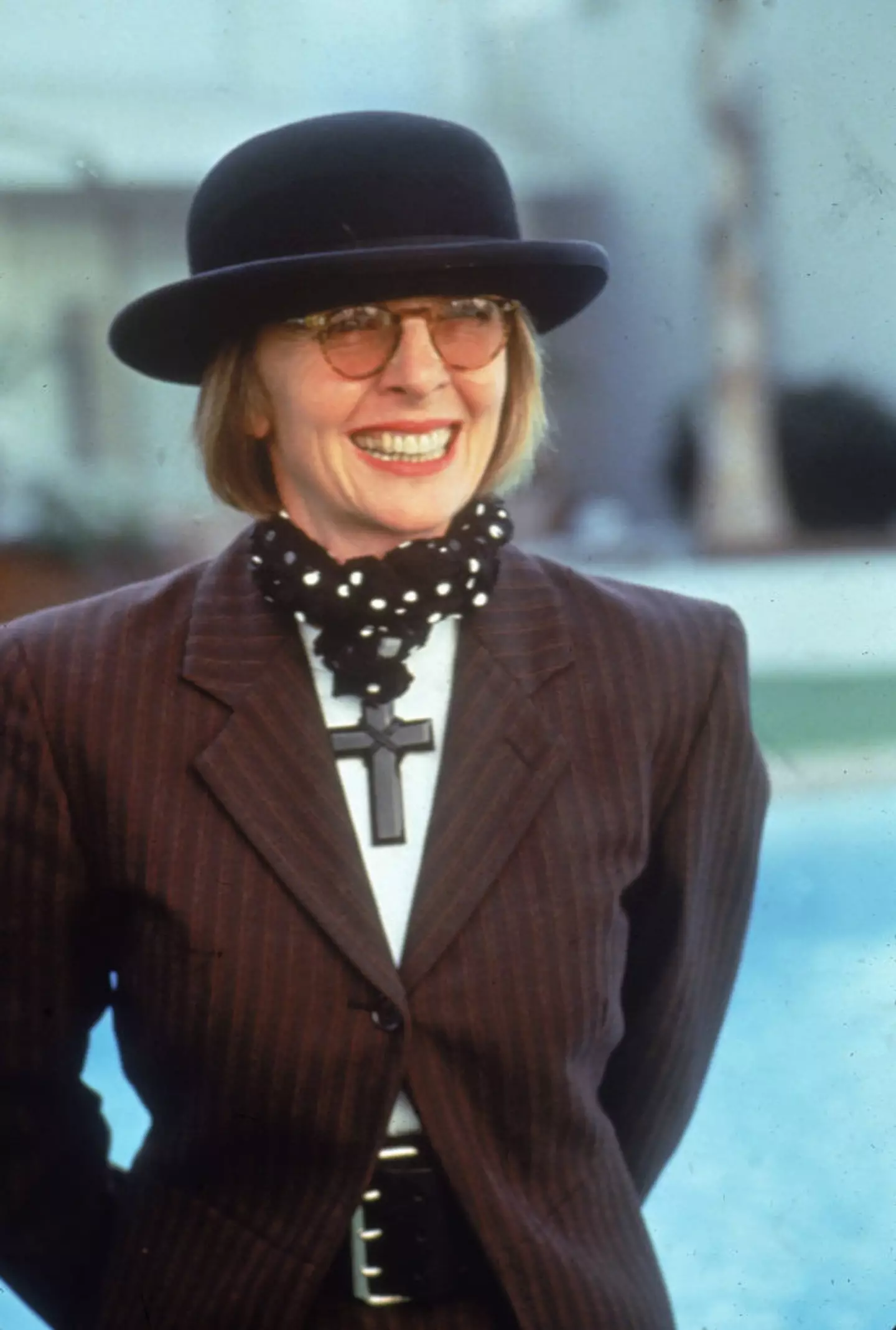 Diane Keaton’s trademark hats became both her fashion statement & protection (Fotos International/Getty Images)