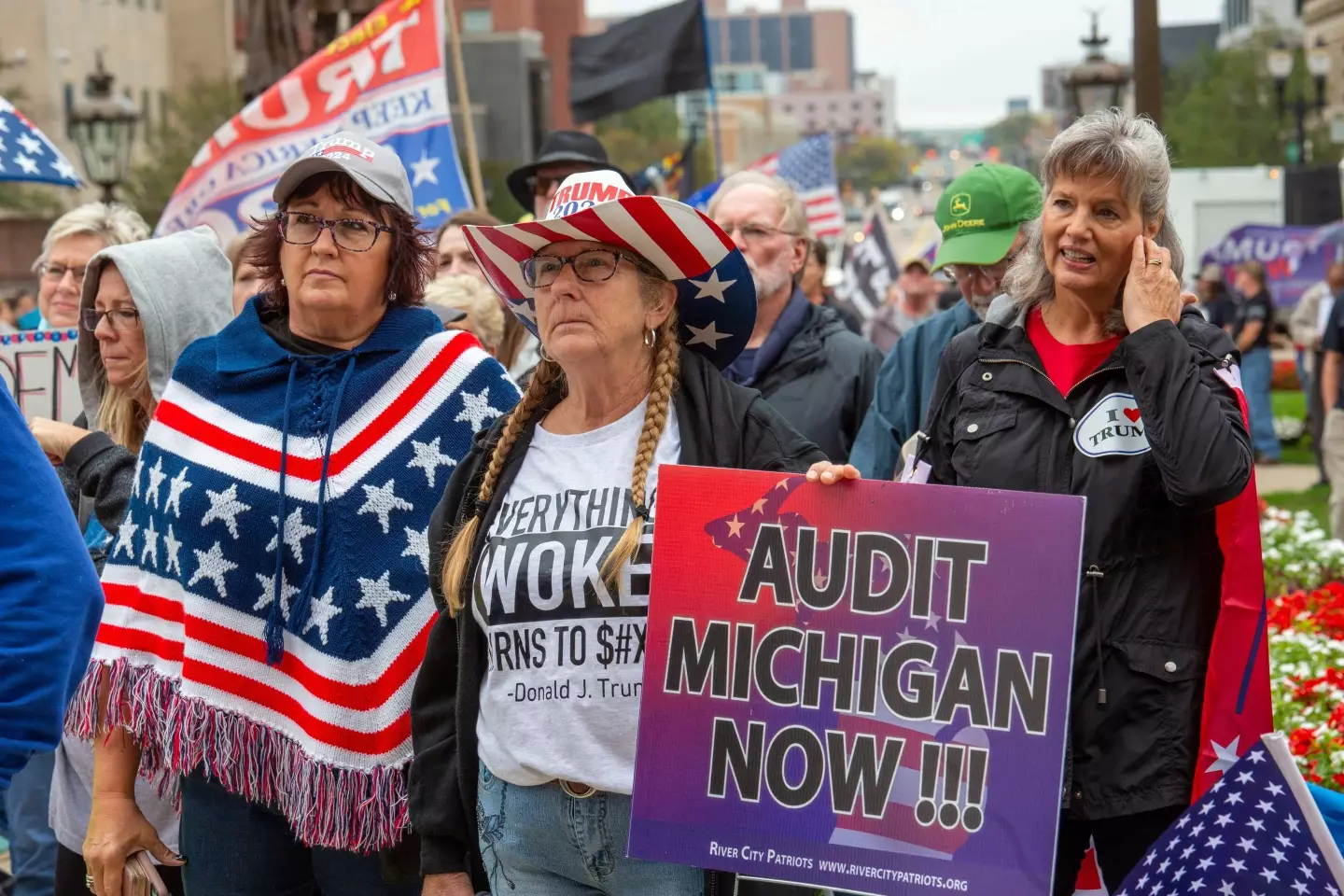 Trump supporters claiming the election was rigged (Alamy)