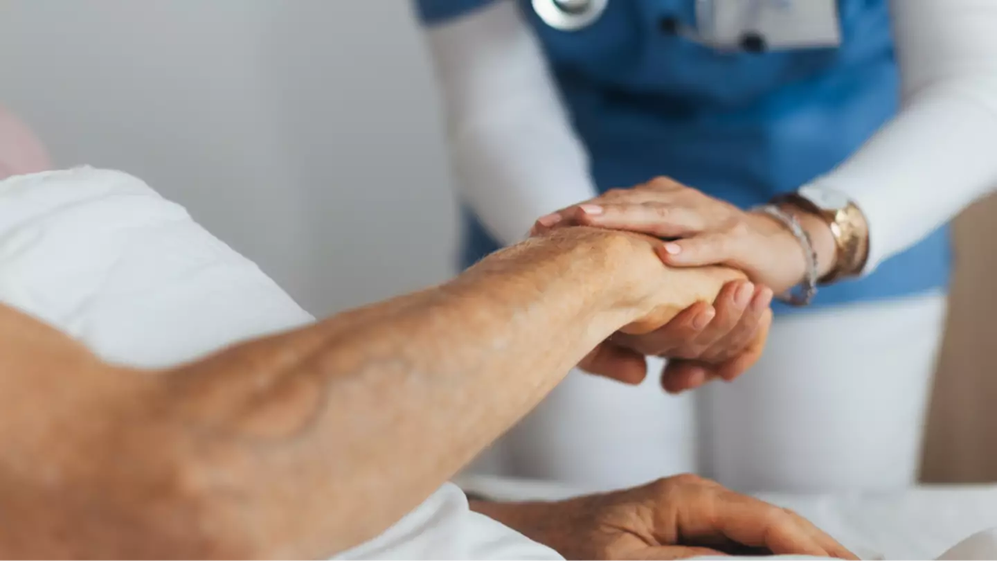 Hospice nurse reveals the moment that changed the way she viewed death and why she no longer fears it