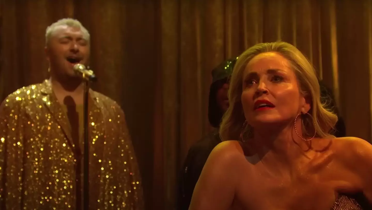 Smith and Stone during their SNL performance.