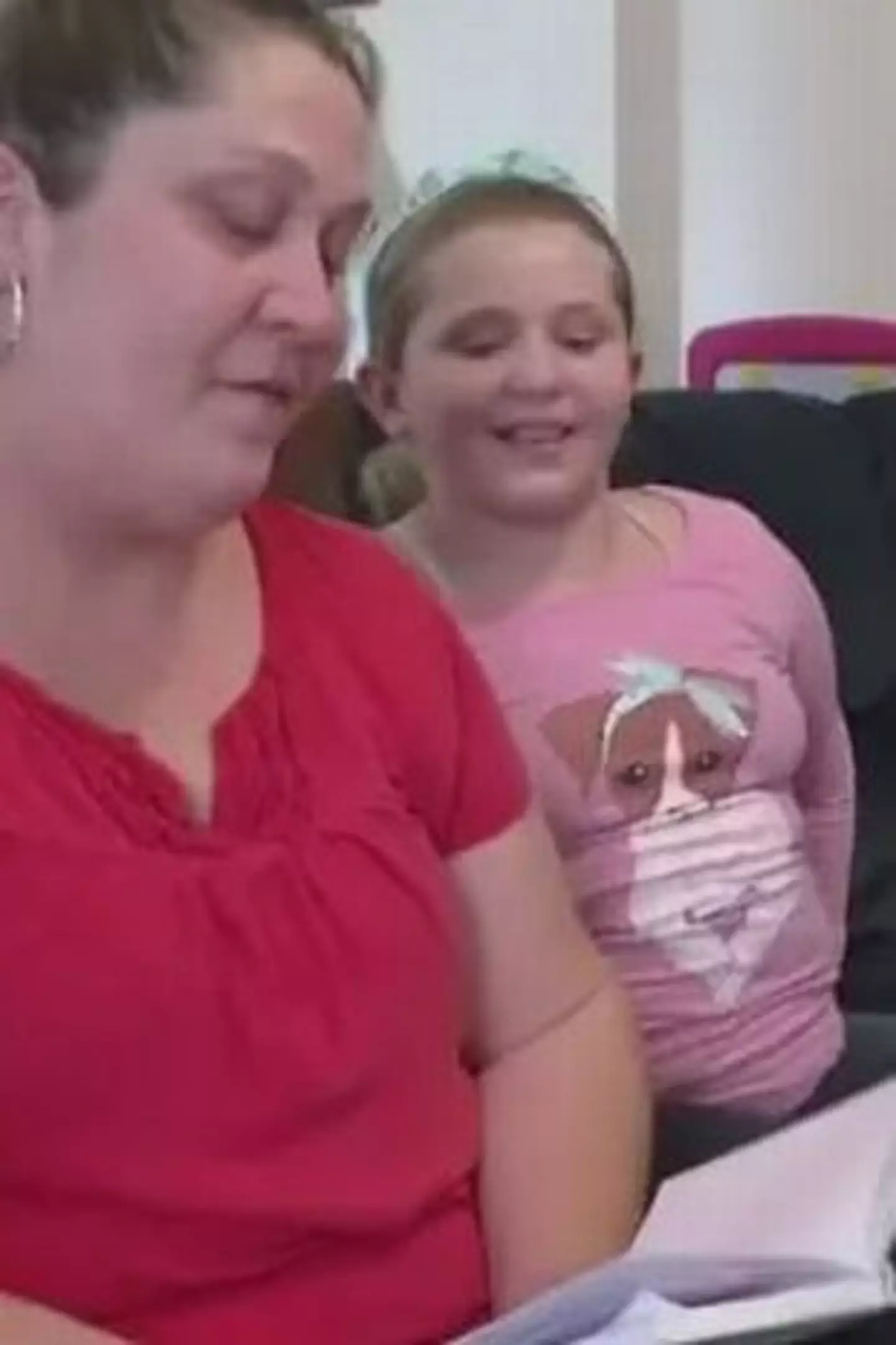 Controversial show Gypsy Brides US has shared an uncomfortable watch between a mother and her young daughter.