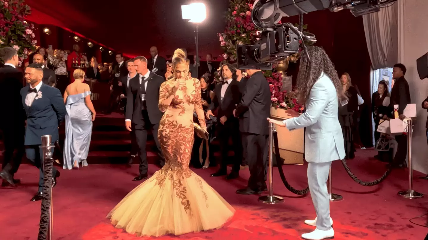 Glambot Official/YouTube