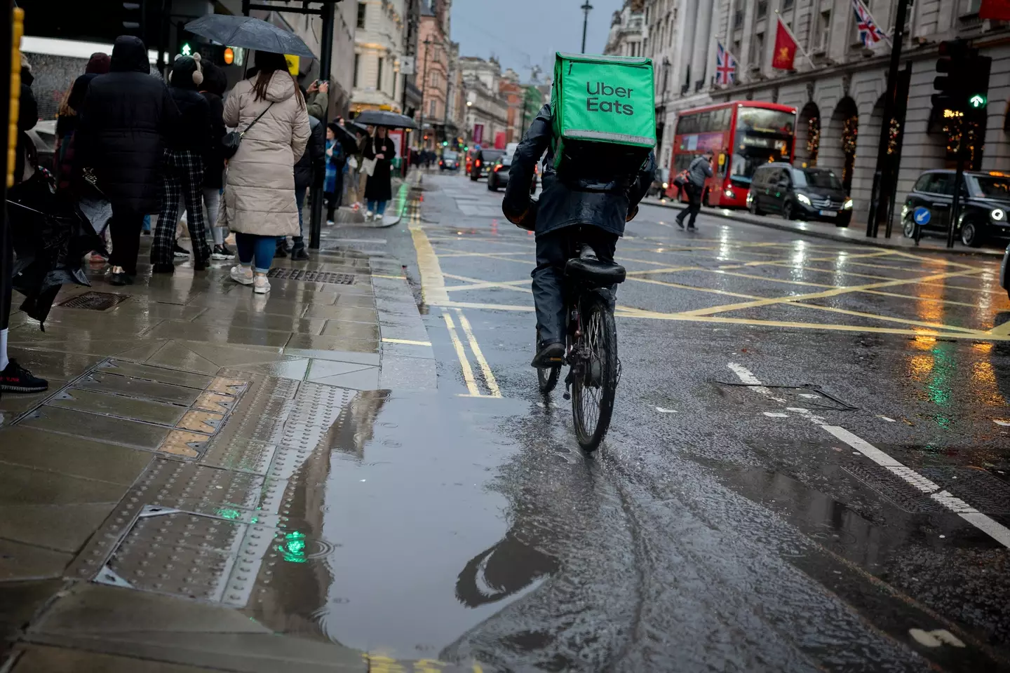 The man claims the UberEats driver left him a rude note.