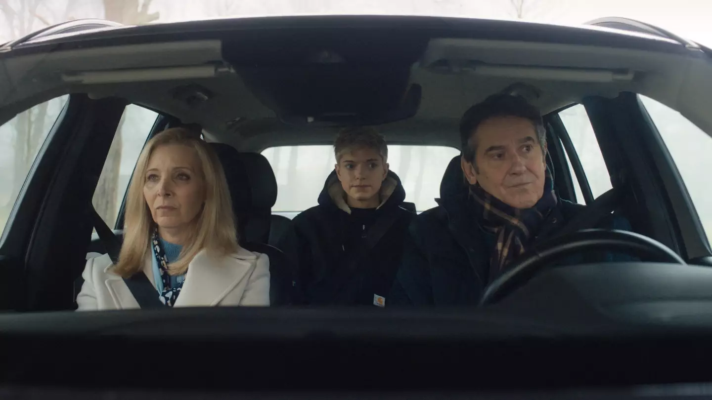 Lisa Kudrow stars opposite Mae Martin and Adrian Lukis (Netflix)