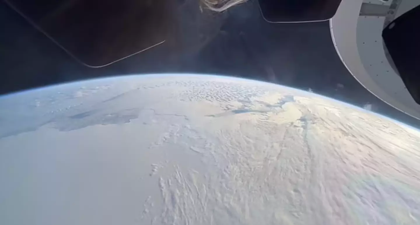 Some Flat Earthers still aren't having it, though... (Twitter/@SpaceX)