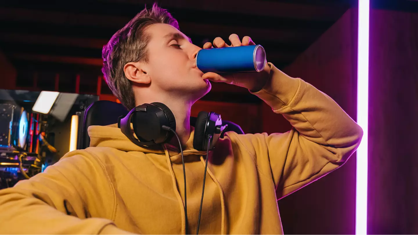 Minute-by-minute breakdown reveals the impact energy drinks really have on your body