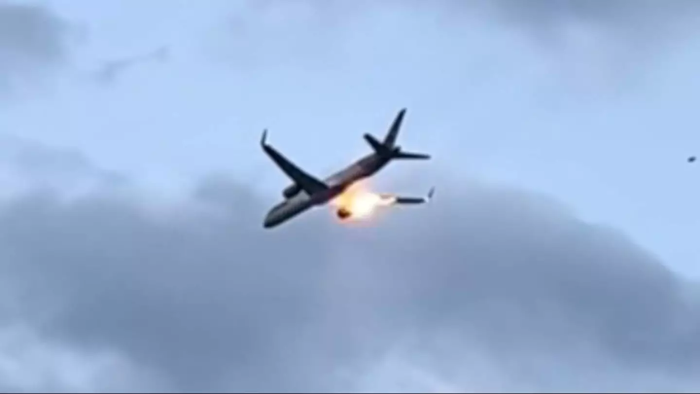 Horrifying video shows flames erupting out of plane’s' engines as passengers describe sending ‘goodbye texts’