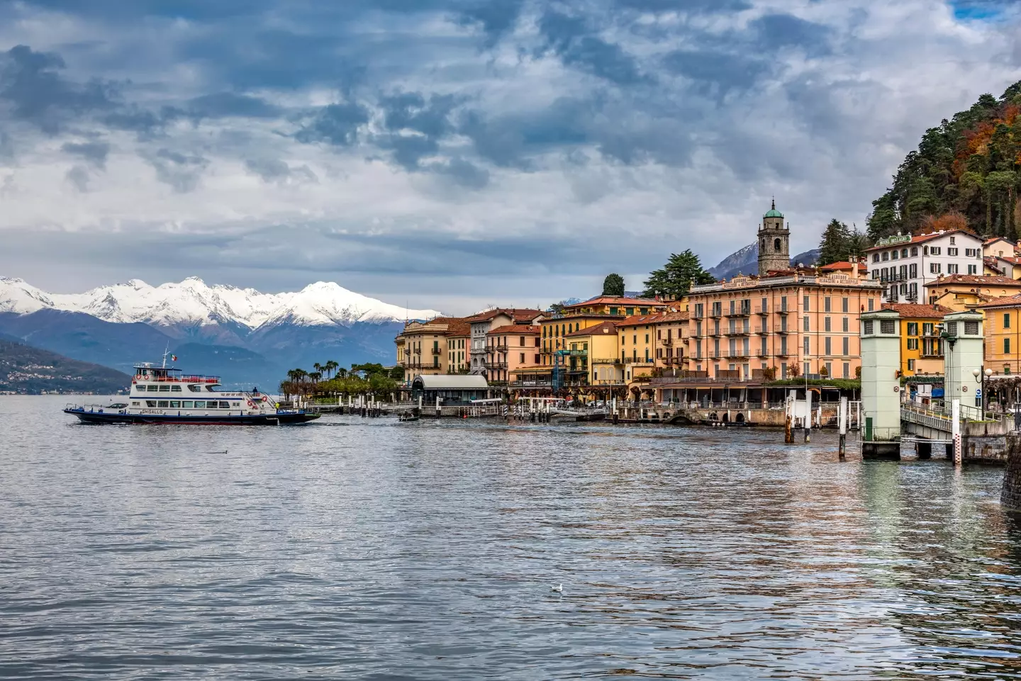 Lake Como, Lombardy, Italy (Alamy)