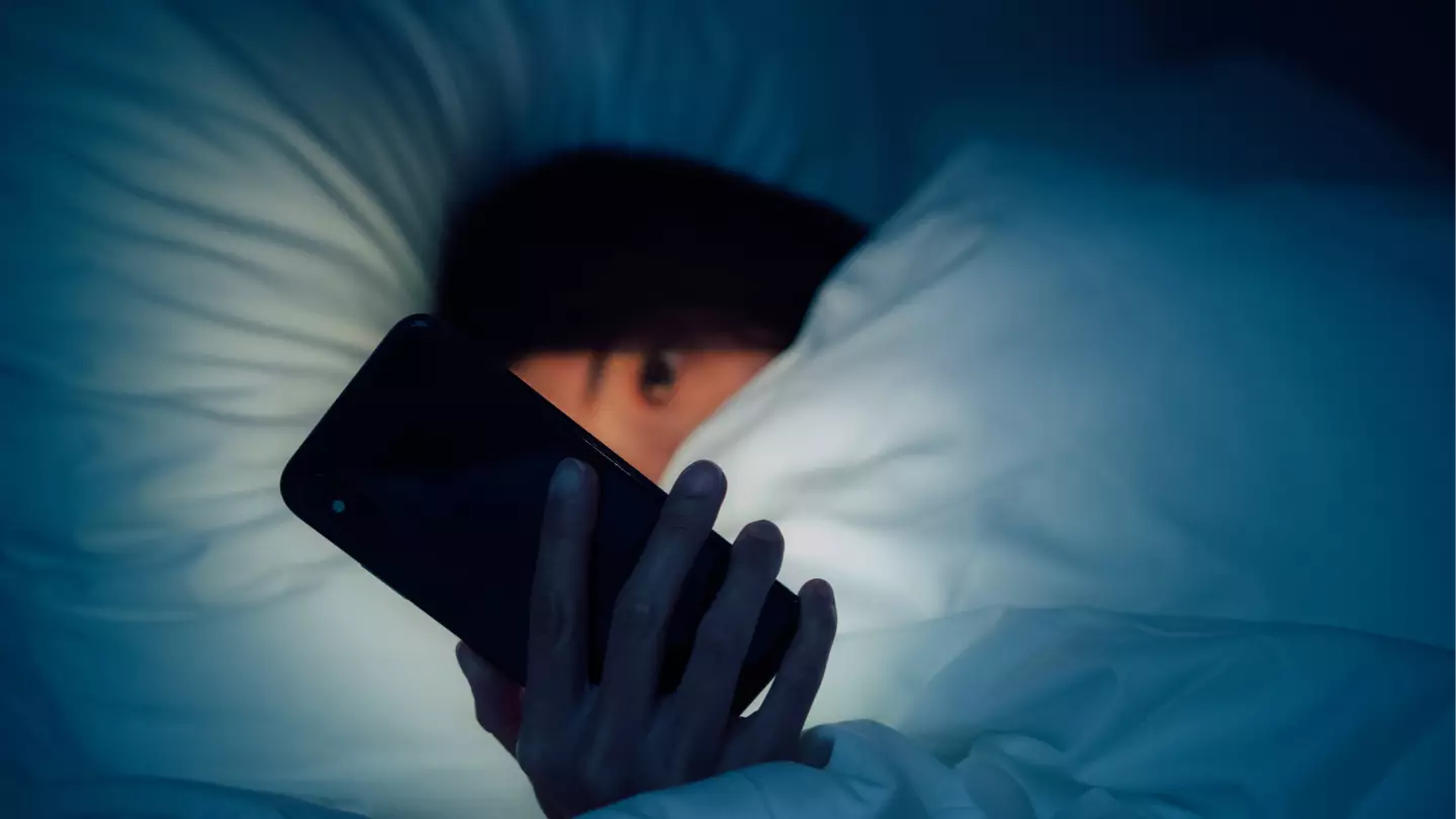 Scientist explains key reason you put off going to sleep even when you’re really tired