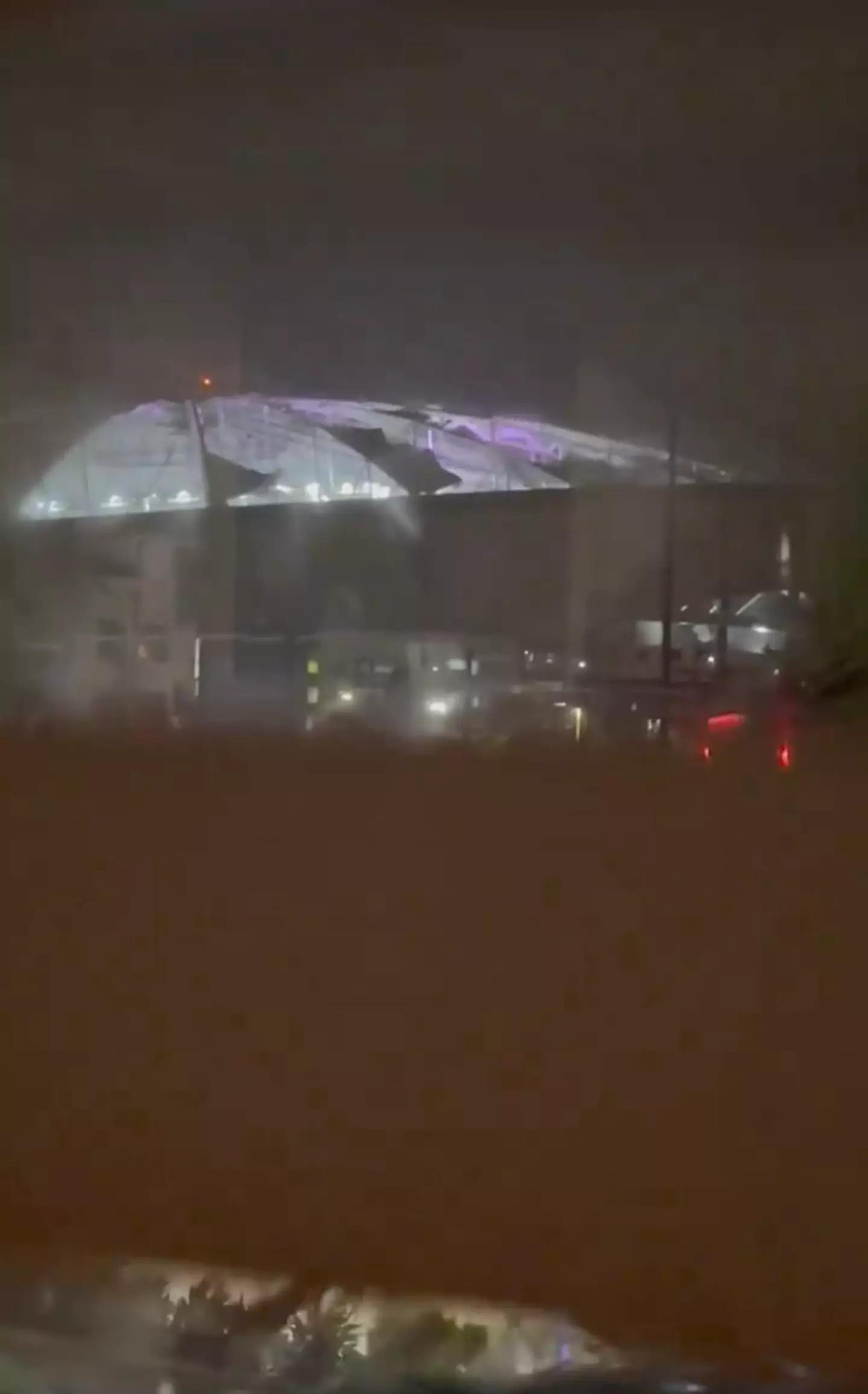 The roof of the stadium was ripped off (X/@DaveMoore_83)