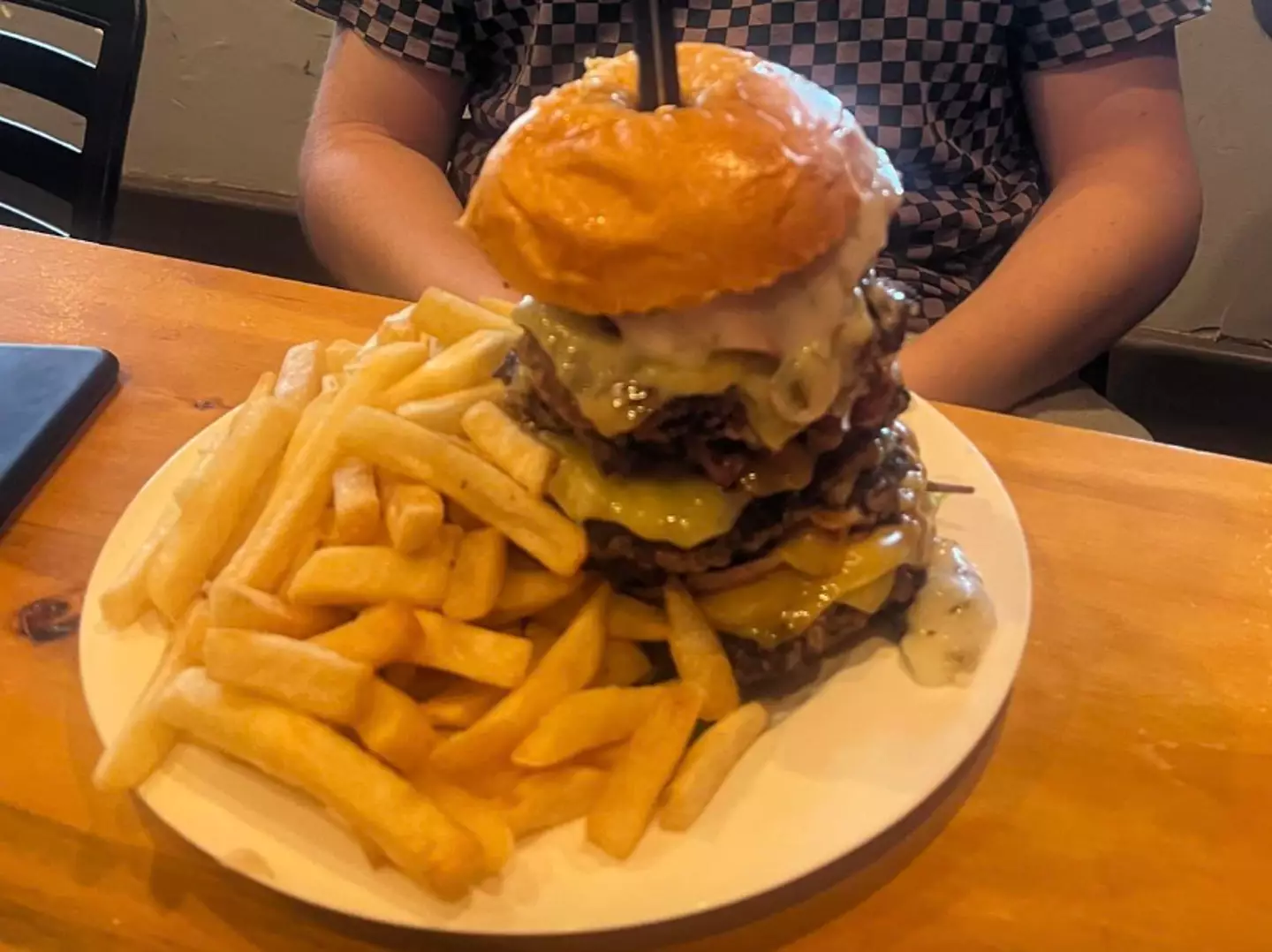 The Gerogery Hotel serves up huge meal challenges.