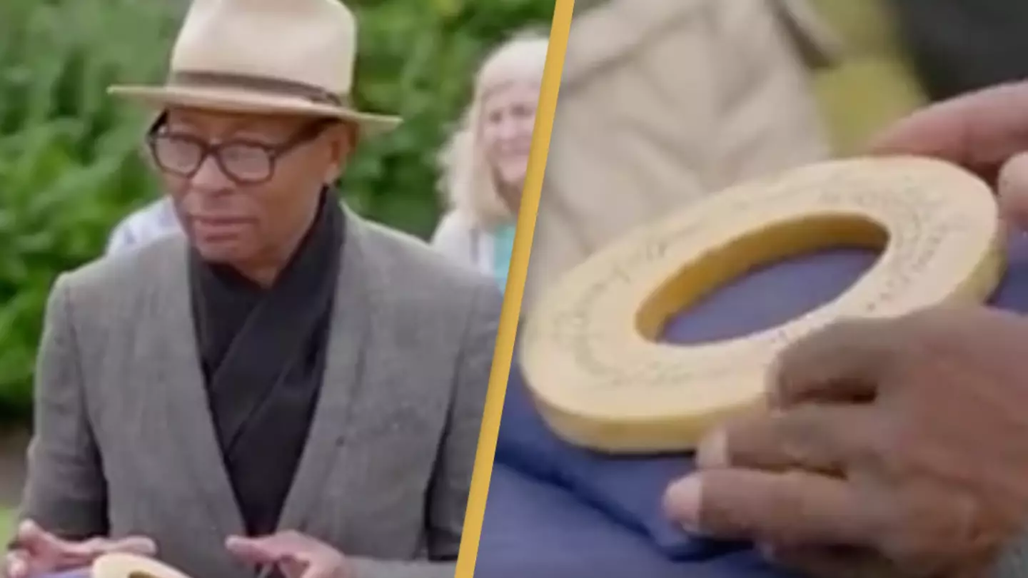 Antiques Roadshow expert refuses to put value on disturbing item due to its horrific past