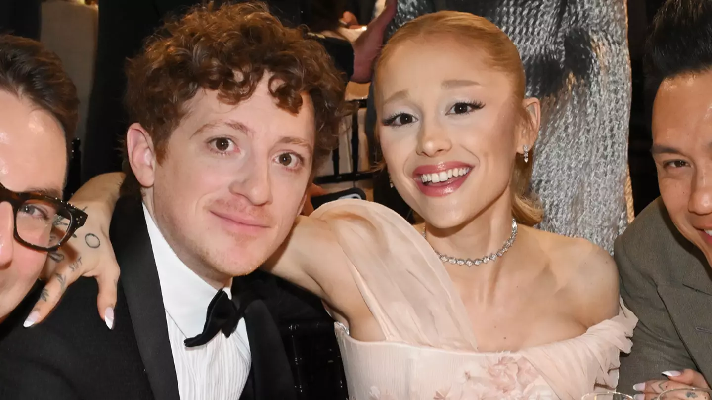 Lip reader ‘reveals what Ethan Slater said to Ariana Grande’ during rare public appearance together at SAG Awards