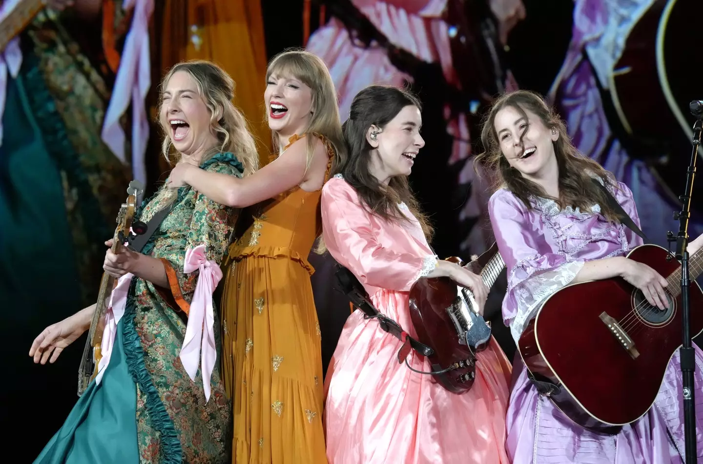 Swift reportedly started handing out sourdough at the wedding of her friend Este Haim (Jeff Kravitz/TAS23/Getty Images for TAS Rights Management)