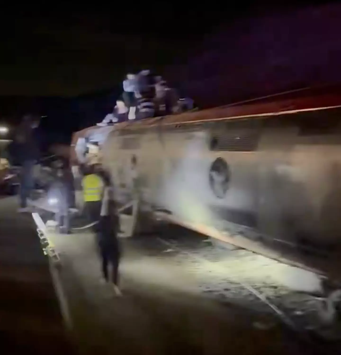 More than a dozen of those hospitalized are in a serious condition (X/@eleanorinthesky)