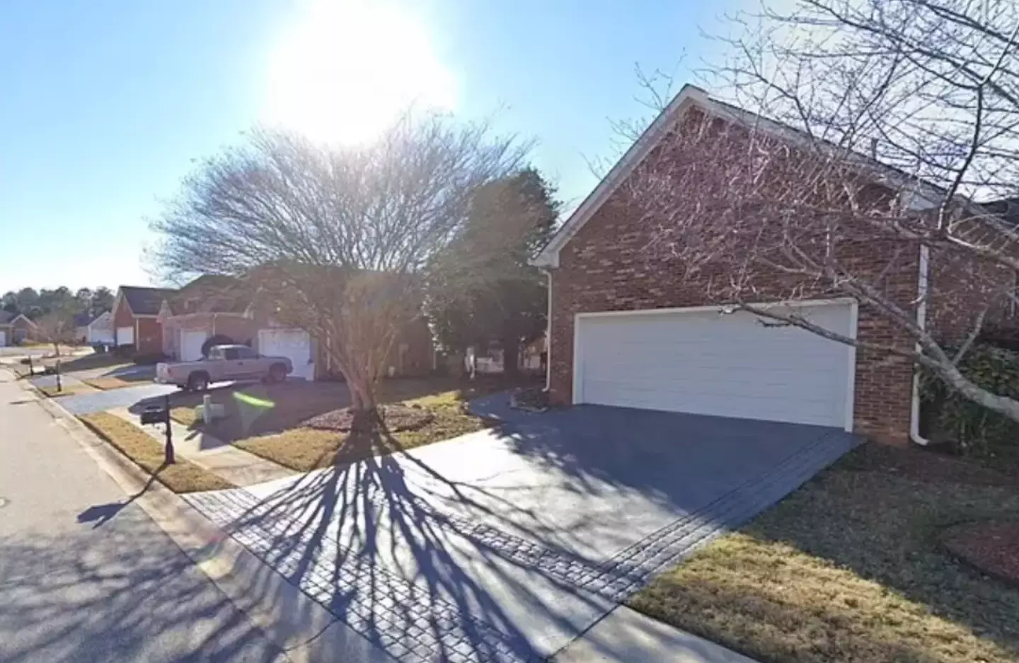 A court has previously ruled in Hale's favour regarding the house (WSB-TV)