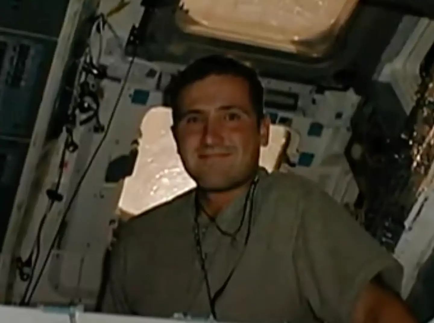 Roberts and the interns hoped to sell the rocks (CBS News)