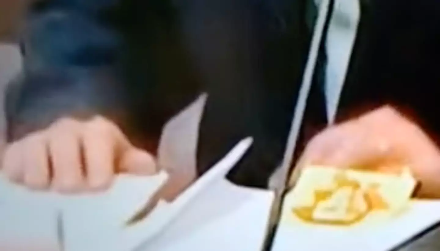 Johnny Depp was filmed drawing a picture for his lawyer in court.