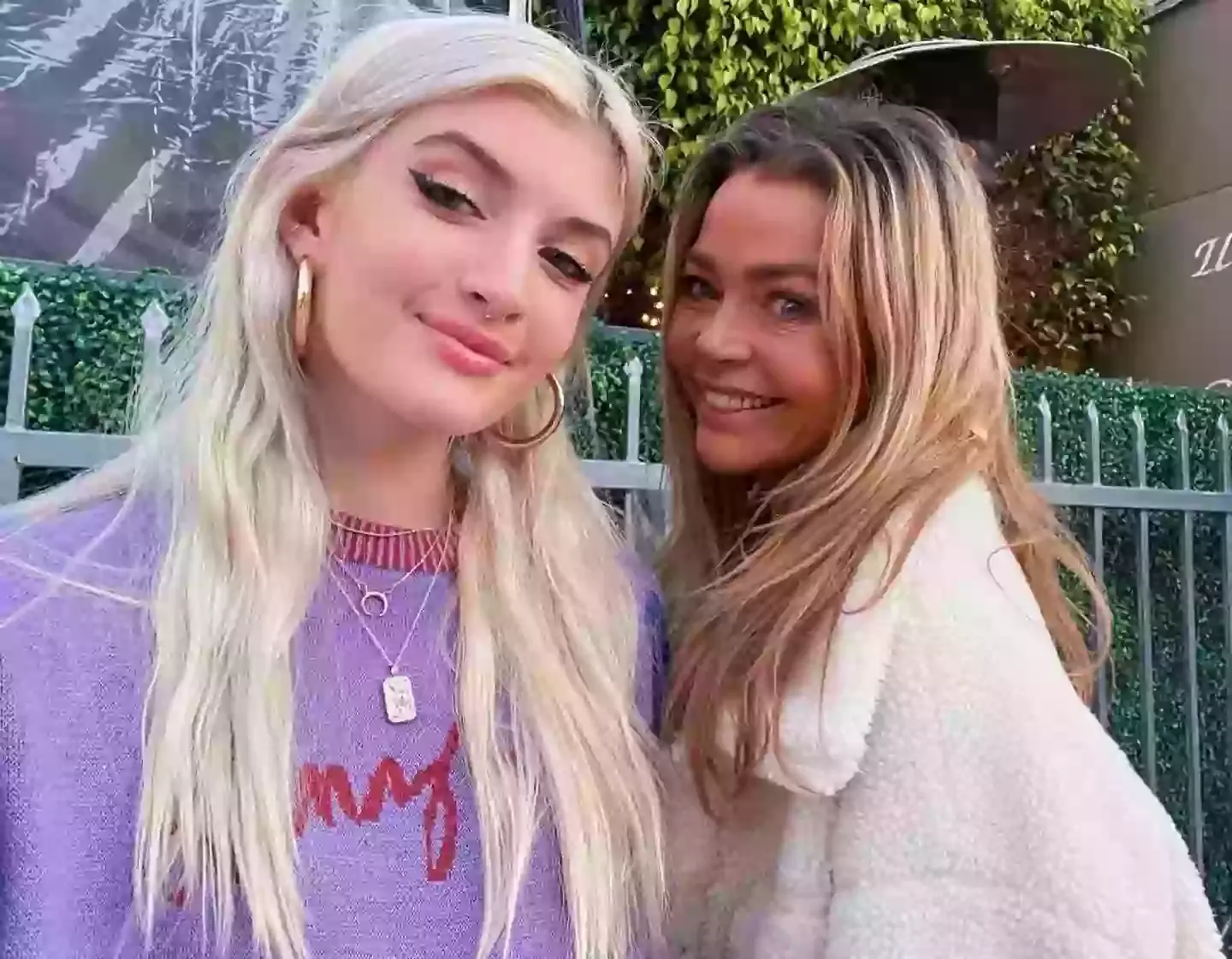 The mother and daughter are both on OnlyFans (Instagram/@samisheen)