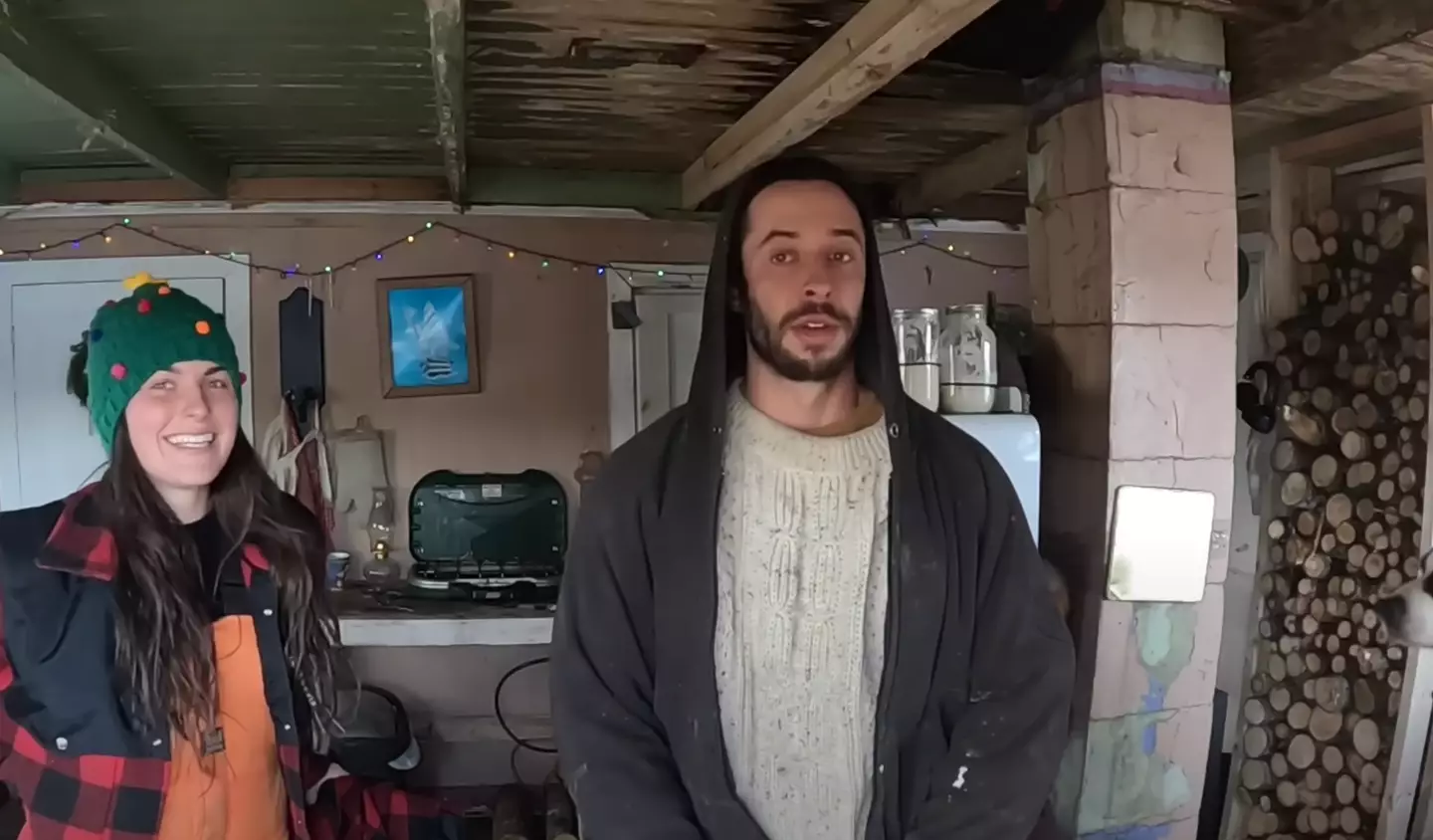 The same kitchen looked a whole lot better after some work (Skote Outdoors/YouTube)