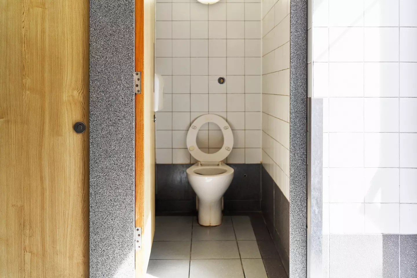 If you need to pee, pee (Getty Stock Photo)