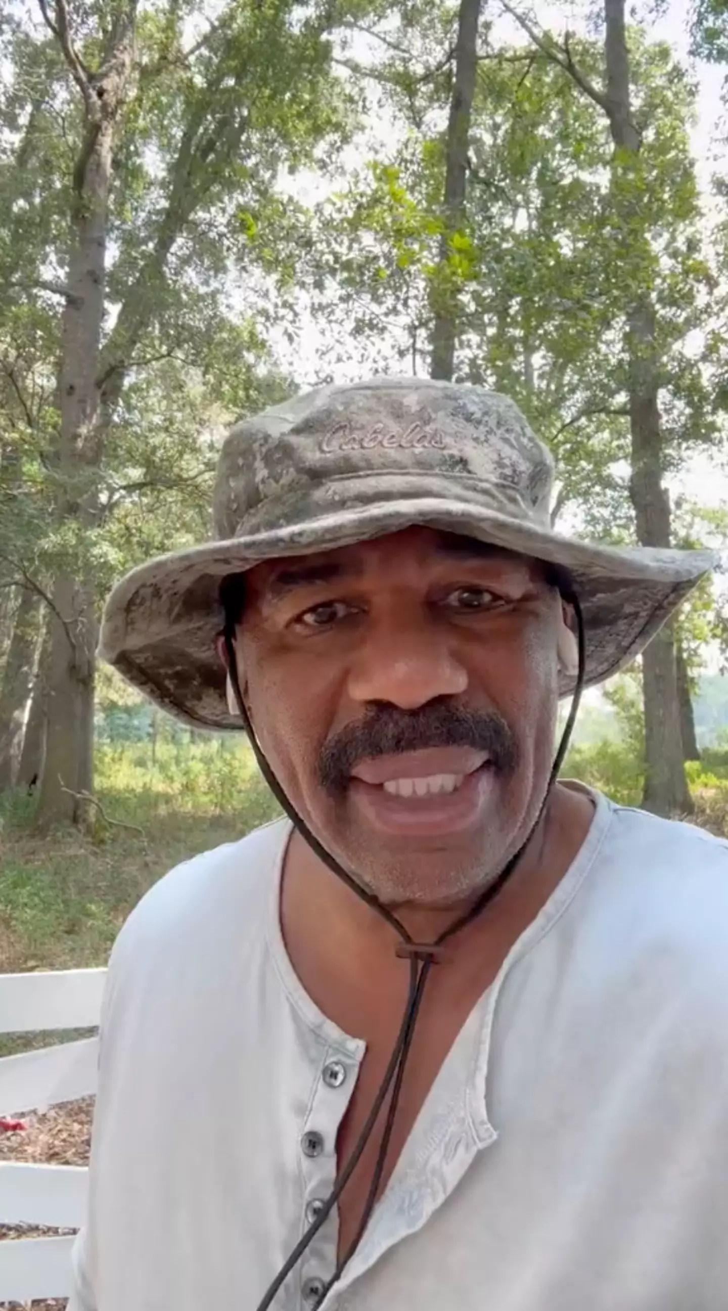 A 'p***ed off' Steve Harvey has apologised for a now-deleted tweet posted from his X account, which asked fans to name a ‘unfunny comedian’.