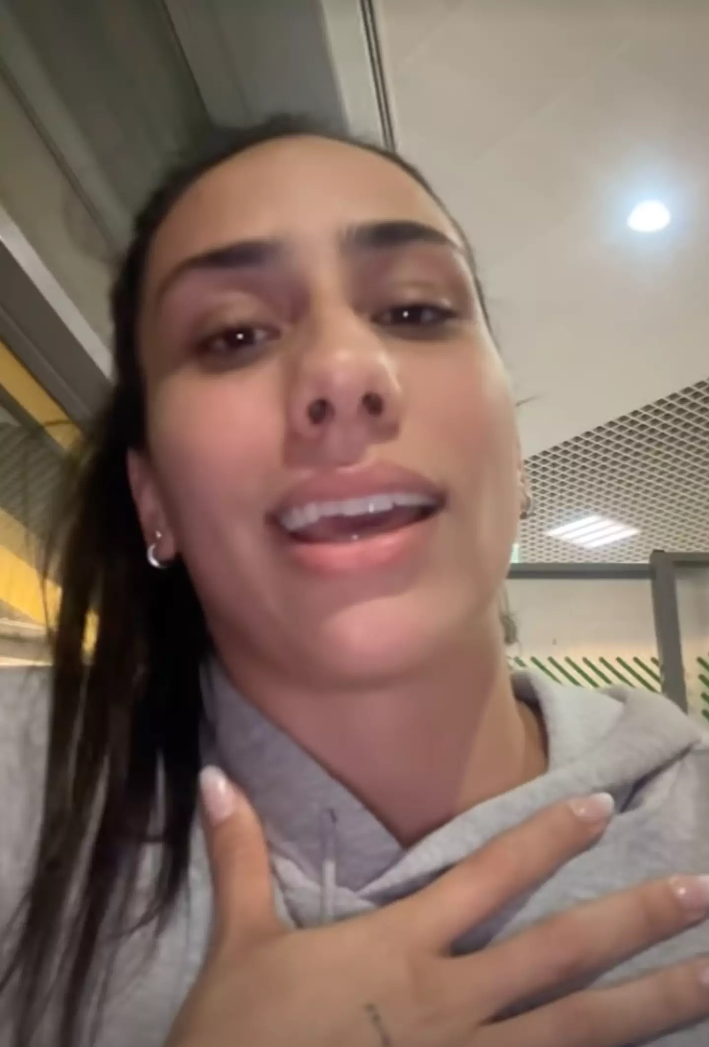 Viera and her boyfriend snuck out to see the sights in Paris (Ana Carolina Vieira)