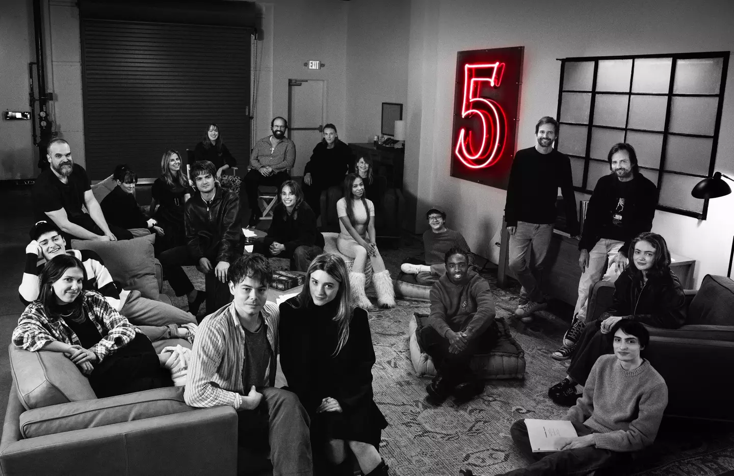 A pre-production photo of the Stranger Things cast was recently shared.