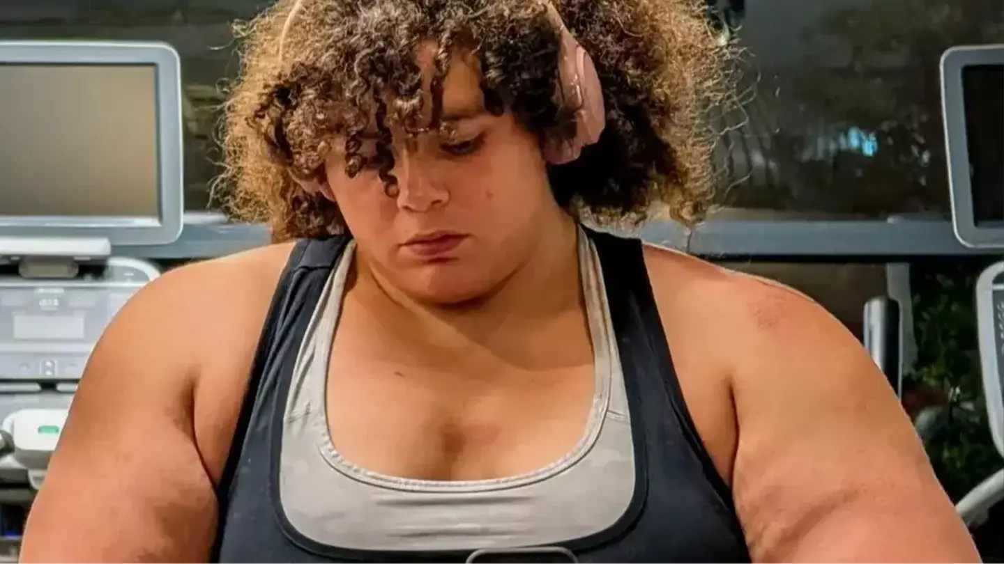 strong_jammie_booker/Instagram