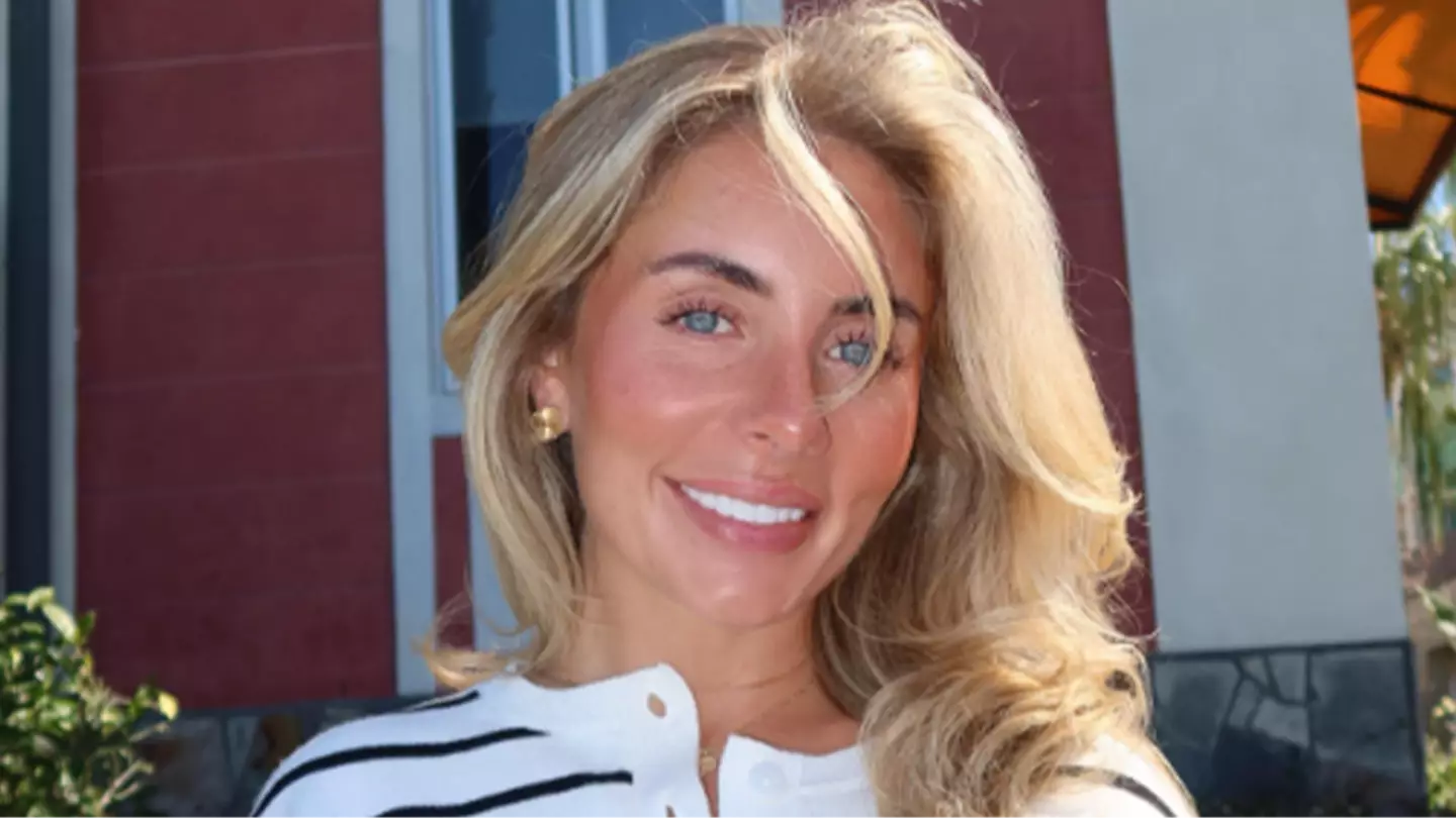 Instagram/@bonnieblue