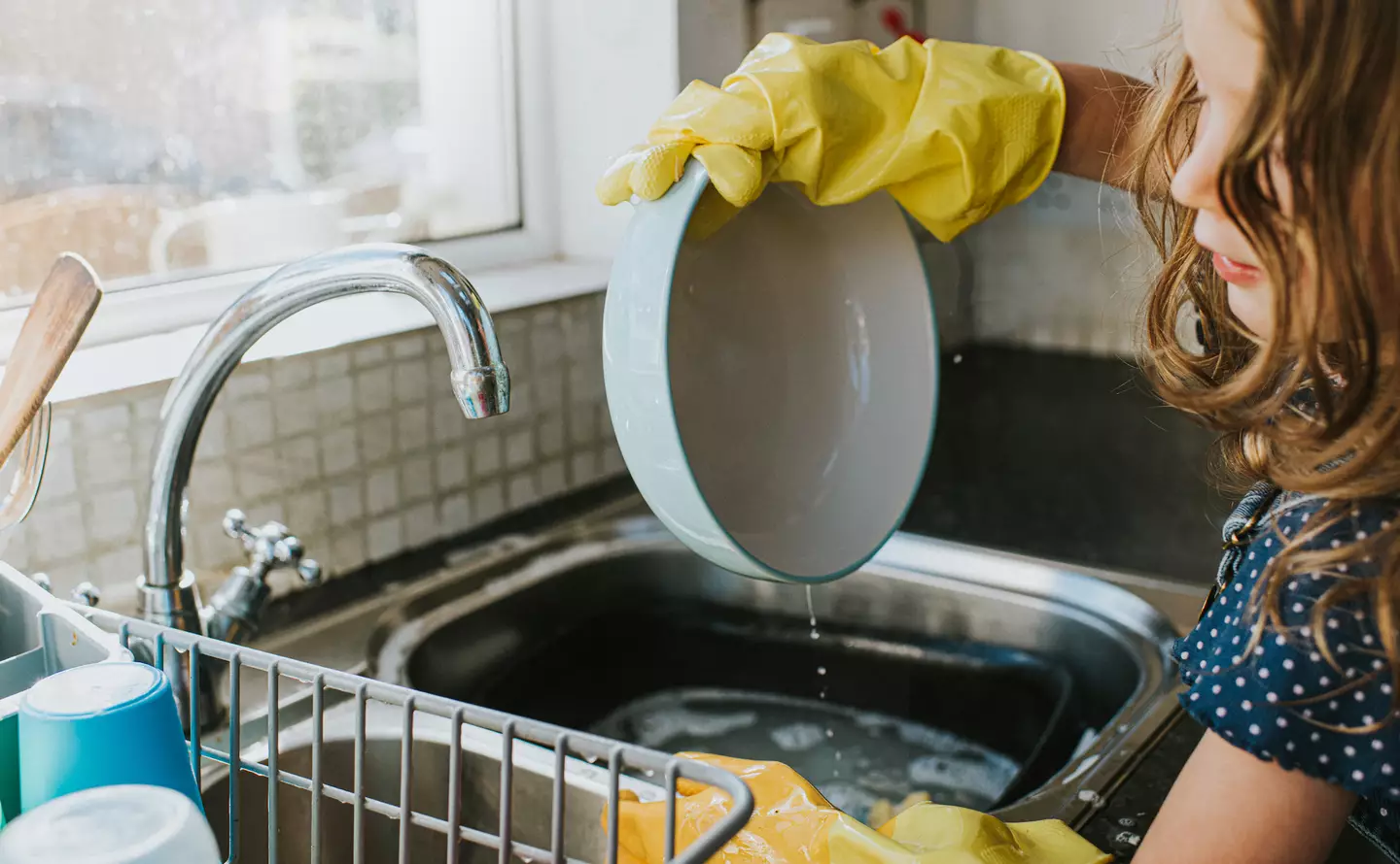 The dad says his approach is 'a lot more reflective of how life really works' (Getty Images/ Catherine Falls Commercial)