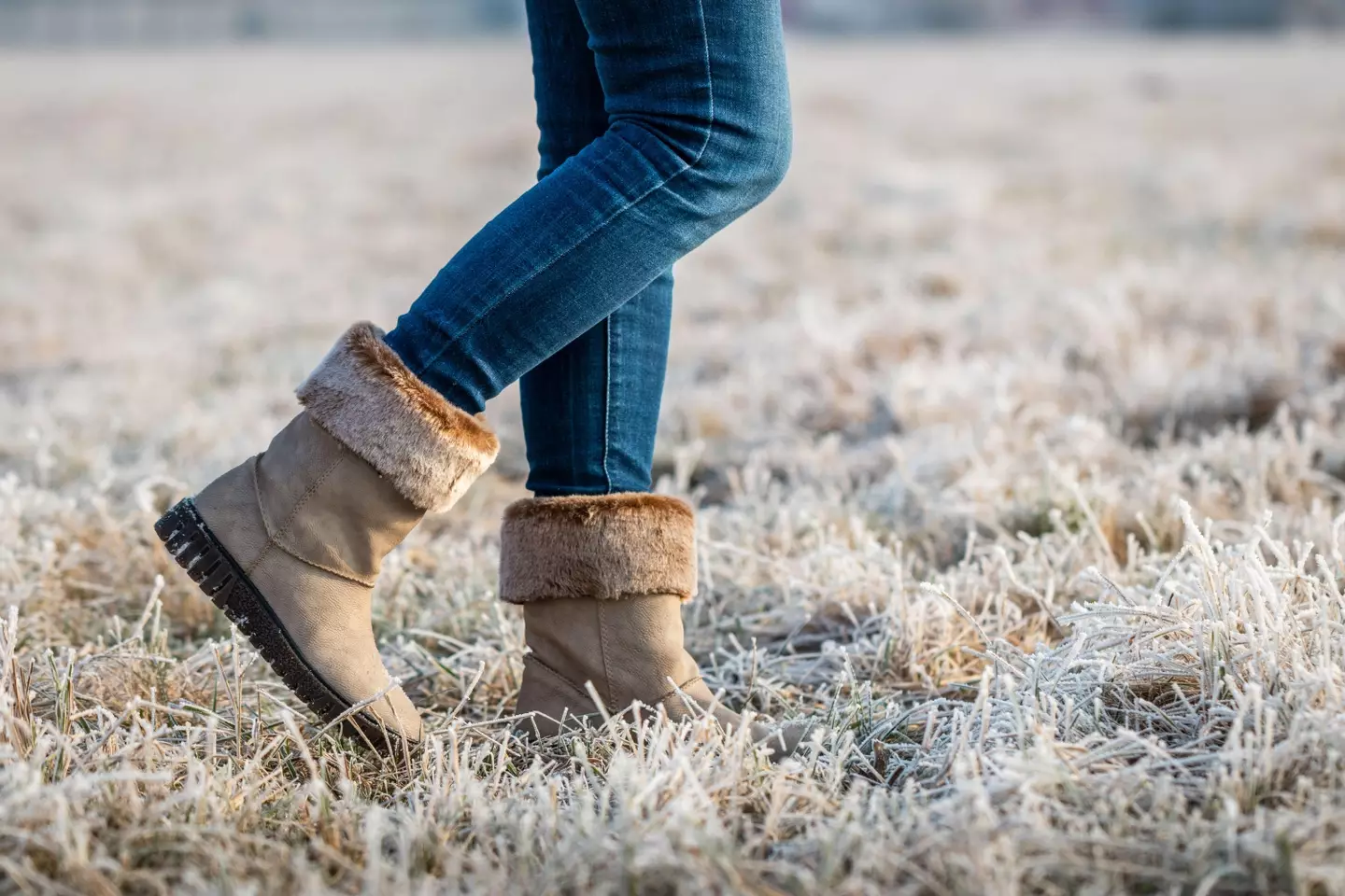 Garments such as skinny jeans and tight pants are frowned upon.